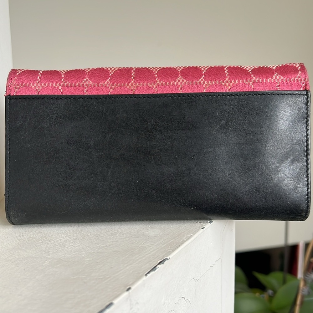 Kate Spade New York Pink Dot Noel & Black Leather Wallet - Picture 7 of 7